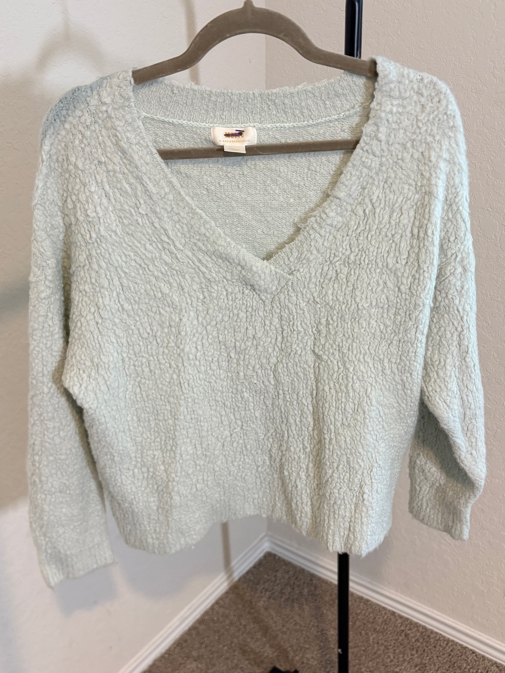 Anthropologie Wool Blend Bouclé V-Neck Sweater - Mint